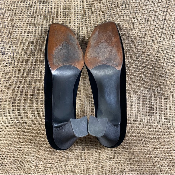 Stuart Weitzman Pumps Square Toe Black Velvet 8.5B - Picture 10 of 11